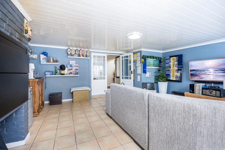 4 Bedroom Property for Sale in Zevendal Western Cape